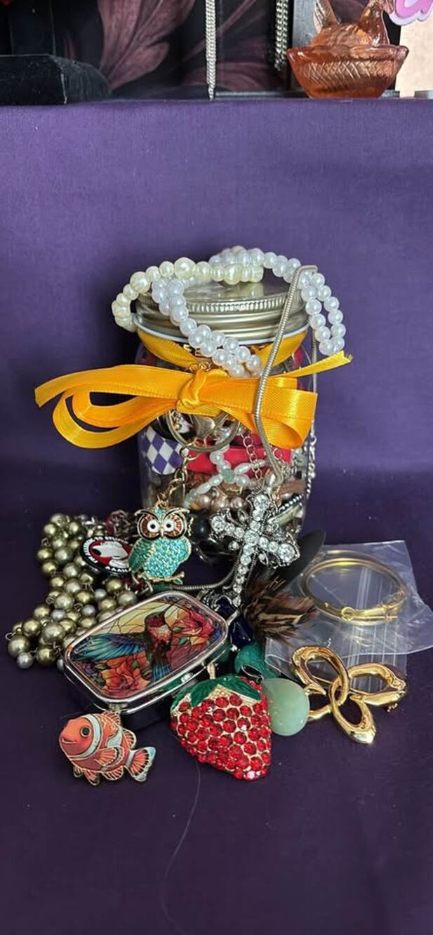 Overflowing Assorted Costume Jewelry Jar 20+ Pieces  #1001